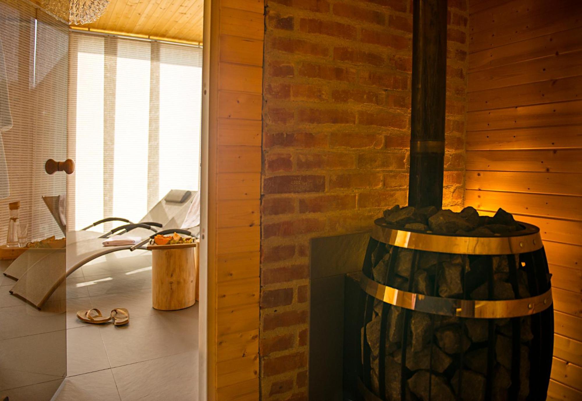 Apartamenty U Harrego I Przy Stawie Spa Z Klimatyzacja, Balia, Sauna, Ogrodem I Parkingiem Kudowa Zdroj Exterior photo
