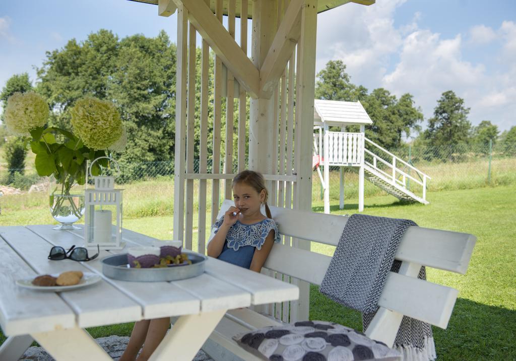 Apartamenty U Harrego I Przy Stawie Spa Z Klimatyzacja, Balia, Sauna, Ogrodem I Parkingiem Kudowa Zdroj Exterior photo
