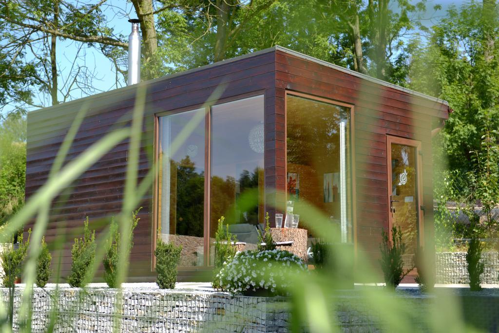 Apartamenty U Harrego I Przy Stawie Spa Z Klimatyzacja, Balia, Sauna, Ogrodem I Parkingiem Kudowa Zdroj Exterior photo