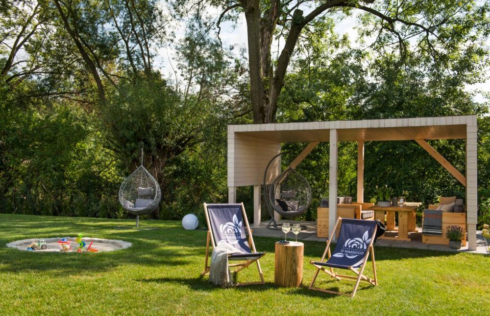 Apartamenty U Harrego I Przy Stawie Spa Z Klimatyzacja, Balia, Sauna, Ogrodem I Parkingiem Kudowa Zdroj Exterior photo